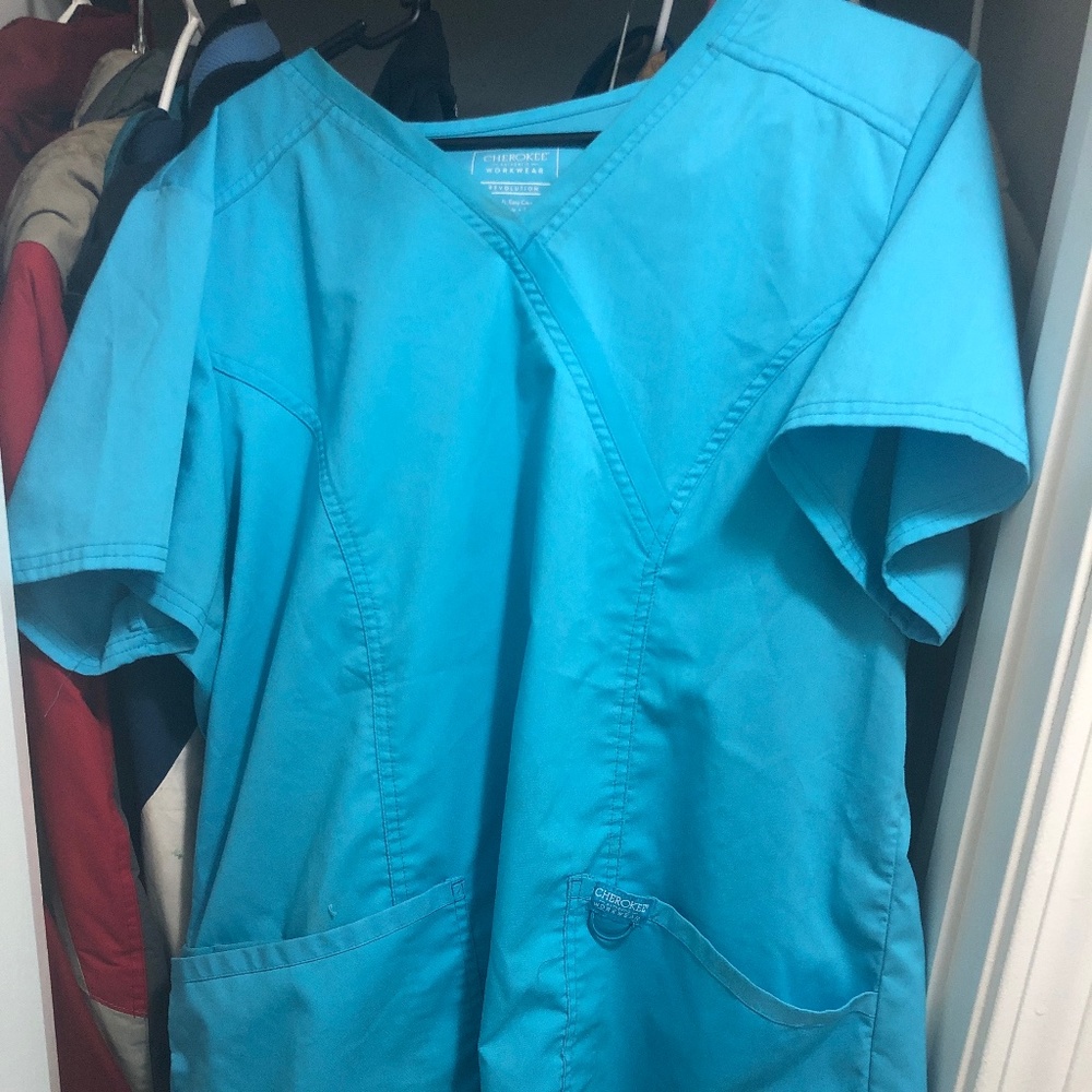 Turquoise Cherokee Workwear Xl women’s scrub top